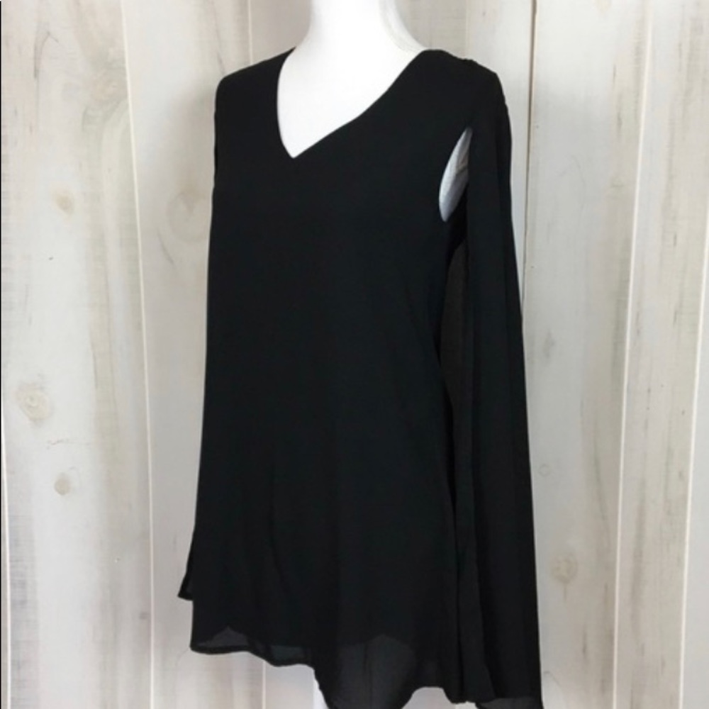 Romeo & Juliet Couture Black Mini dress w/ Cape NWT sz Small